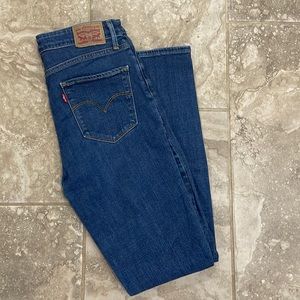 Levi’s‎ 721 High Rise Destroyed Skinny Size 29 x 32
